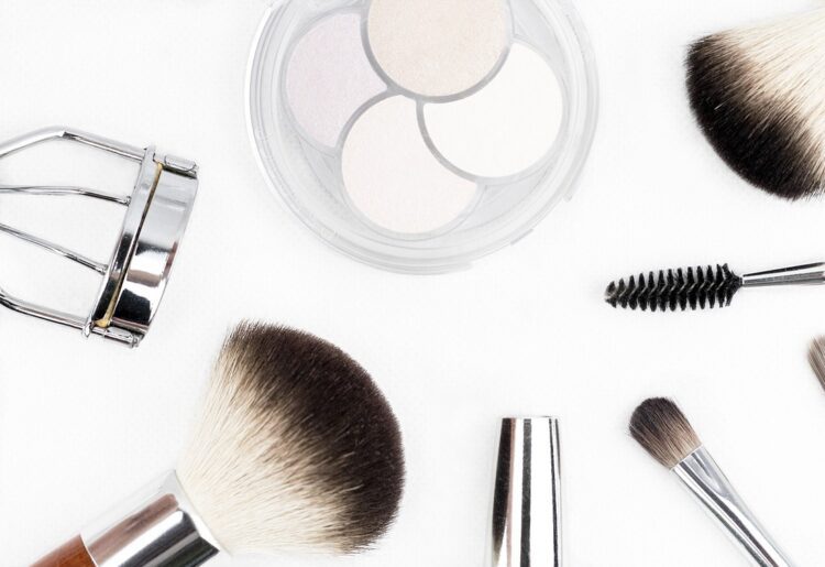 A tweenager's love of make-up formed part of Angela's Easter holidays Picture: Pixabay