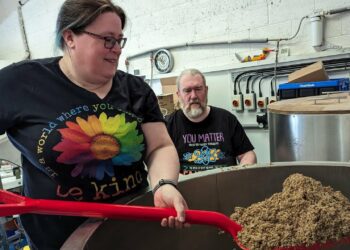 Cllr Sally Gurney, town mayor, at Elusive Brewery.