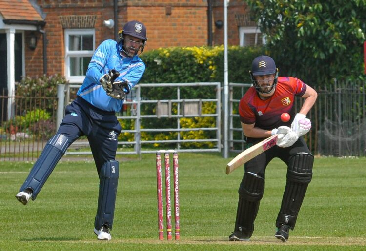 Wargrave (batting) v High Wycombe
Toby Greatwood batting.