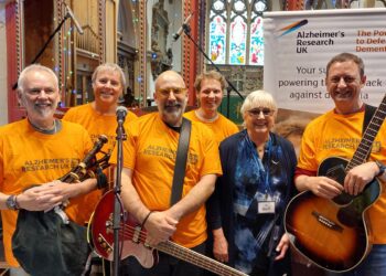 The Walnuts with Sue Payne.