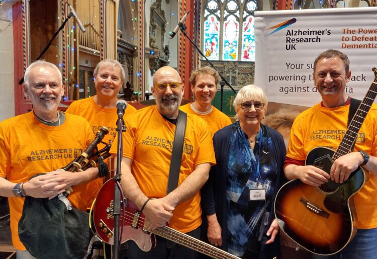 The Walnuts with Sue Payne.