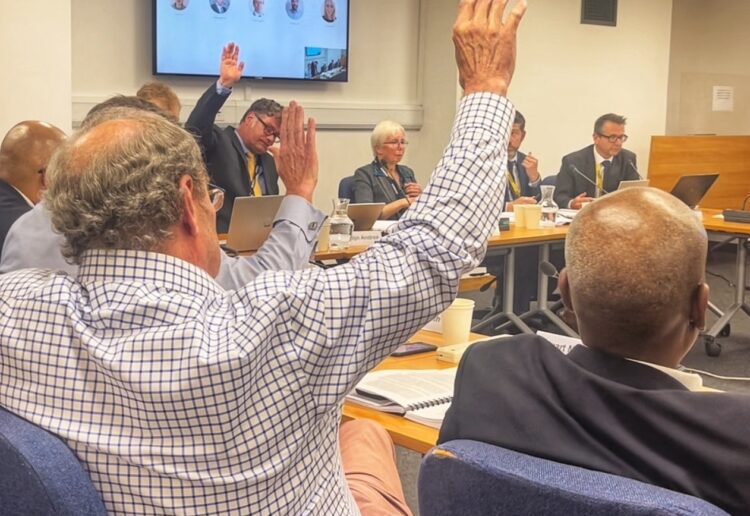 The vote at last week's planning meeting. Pic: Andrew Batt.