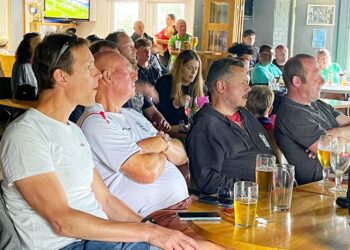 Spectators at Emmbrook Sports and Social Club last Sunday. Pic: Andrew Batt.