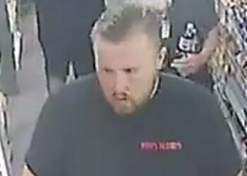 Police have released CCTV images of a man they would like to speak to after objects were fired at pedestrians in Woodley and Earley.