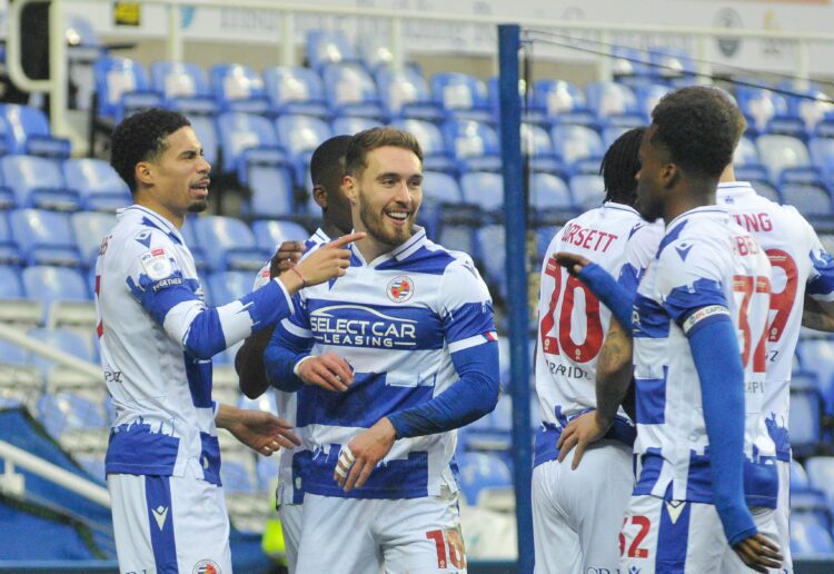 Reading v Exeter

Reading's first goal.