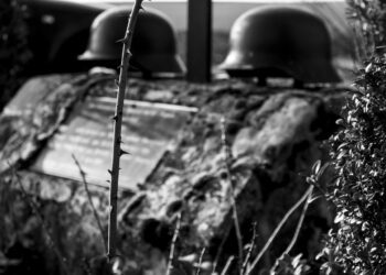 Members of Wokingham Film Society will hear the emotional true autobiographical story of humanitarian Nicholas Winton, who helped hundreds of children escape German-occupied Czechoslovakia on the eve of World War II. Picture: Thomas Rudesheim via Pixabay