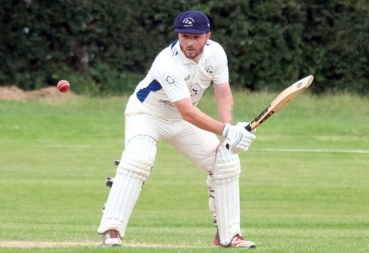 Jake White batting for Emmbrook & Bearwood Picture: Andrew Batt