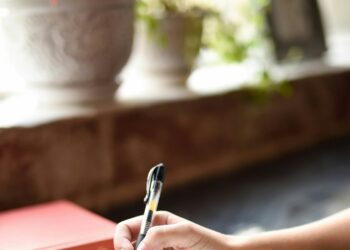 A writers group meets at Wokingham Library on the third Saturday of the month, from 10am until noon. Picture: Hannah Olinger via Unsplash