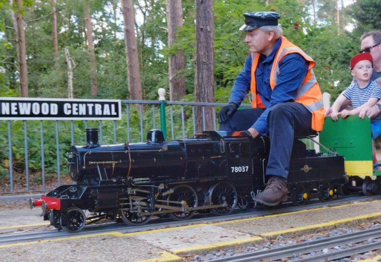 Pinewood Miniature Railway.