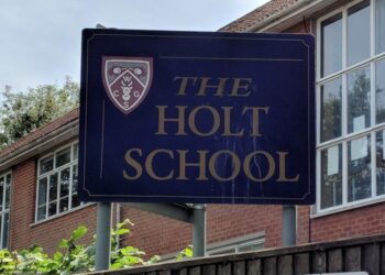 Holt School