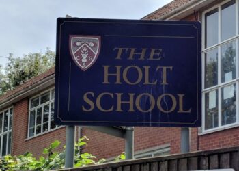 Holt School