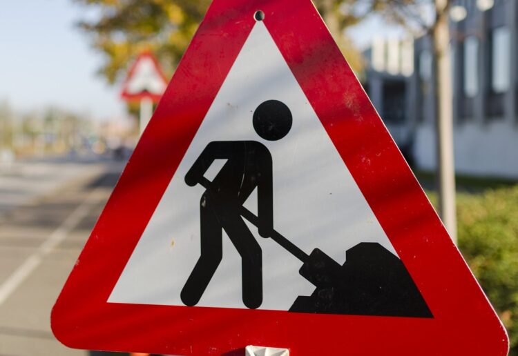 Roadworks Pictures: EsbenS from Pixabay