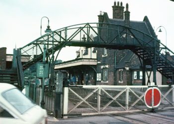 Wokingham station, taken by John Soer in 1971