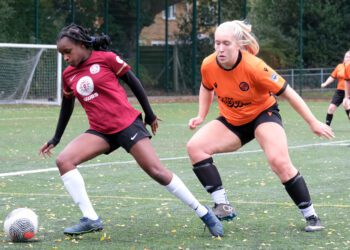 Wokingham Town v Berks County