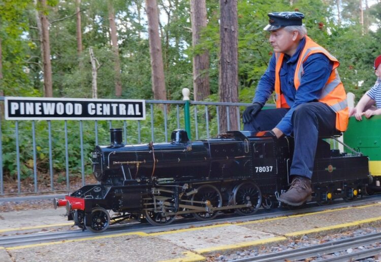 Pinewood Miniature Railway.