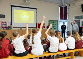 Children at Finchampstead CofE Primary School learn the importance of staying safe around construction sitesTom Waters