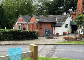 Ye Olde Leathern Bottel on Barkham Road.