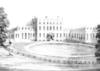 Simon Polley and Janet Robertson gave a presentation about Hall Place, at Burchetts Green, to members of Wargrave Local History Society. Picture WLHS