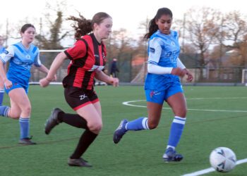 Ashridge Park Ladies v Finchampstead Ladies Pictures: Andrew Batt