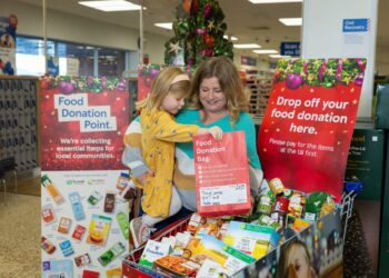 Tesco thanks customers for their generosity during its Winter Food Collection. Picture: Tesco Wokingham