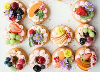 Woodley Women's Intitute welcomes new members to its monthly meetings at Chapel Hall, Woodley, on the 2nd Thursday of each month. Picture: Brooke Lark via Unsplash