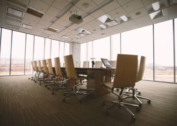 A survey shows that rising operating costs are an ongoing issue for nearly half of Thames Valley companies. Picture: Benjamin Child, via Unsplash