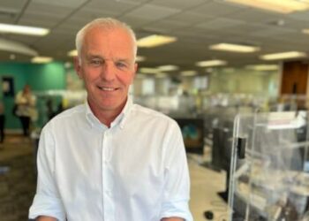 SOUTH Central Ambulance Service NHS Foundation Trust (SCAS) has announced it is looking to recruit two new non-executive directors to join the trust?s board.
