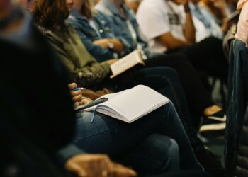 Early estimates show that attendance at churches across the Diocese of Oxford has increased in the past 12 months. Picture: Sincerely Media via Unsplash