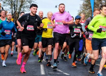 David Cliff Wokingham half marathon. Pic: Andrew Batt.