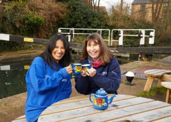 Ranvir Singh with a Canal & River Trust volunteer Joanna Mayers. Picture: C&RT