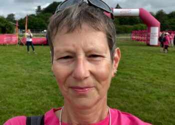 Louise Porter will cover 60 miles as she walks with her 'pink family' on Pink Ribbon Walk challenges to raise money for Breast Cancer Now. Picture: Breast Cancer Now
