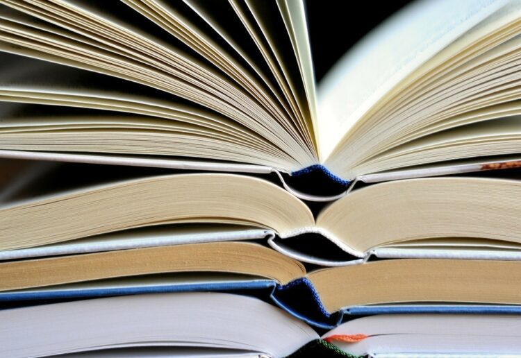 The partnership between Bracknell Forest, Reading, Wokingham Borough Councils, and FCC Environment re3 has announced the launch of the re3read Book Reuse Scheme. Picture: Congerdesign via Pixabay