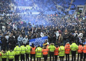 Reading FC protest