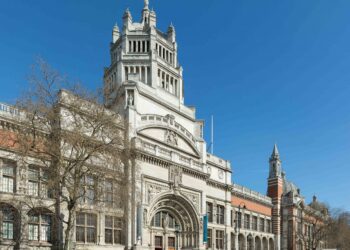 The Victoria and Albert Museum. will be the focus of a talk by Anna Warrillow in Binfield, on Monday April 14. Picture: Diliff via Wikimedia Commons