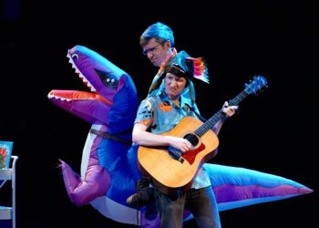 The Great Big Dinosaur show