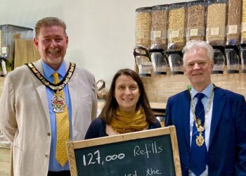 Maya's Refillables celebrated three years of successful green trading in Wokingham's Peach Place, at the weekend. Pictures: Emma Merchant