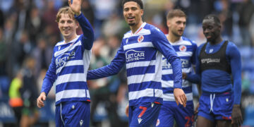 Reading FC - Charlie Savage and Harvey Knibbs Picture: Luke Adams