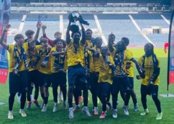 The Forest School U15s football team