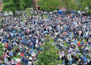 Party in the Park on Saturday.

A balcony view.