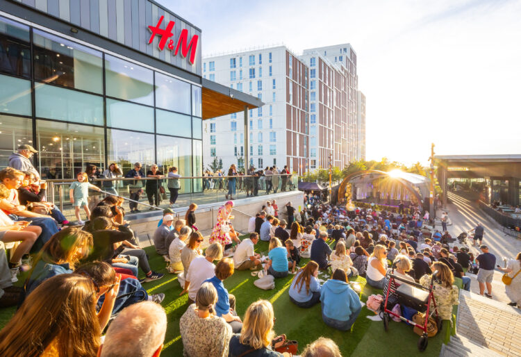 The Lexicon Live event to mark the seventh anniversary of the shopping centre in Bracknell on Saturday, September 6. Credit: The Lexicon / Escapade