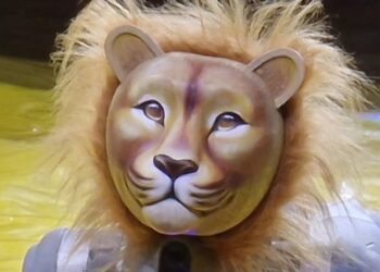 Ion the robotic lion will perform at Dinton Pastures, in Paolo's Circus, until Sunday, October 12. Picture: Paolo's Circus