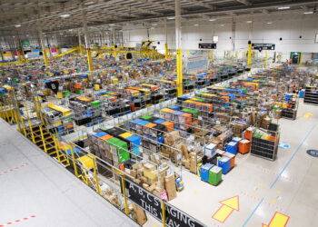 A similar Amazon delivery hub..Photo: John Millard/UNP.