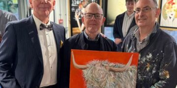 R YOUNG Art Gallery celebrated its fourth anniversary on Saturday with a live painting session and auction. Picture: R Young Gallery
