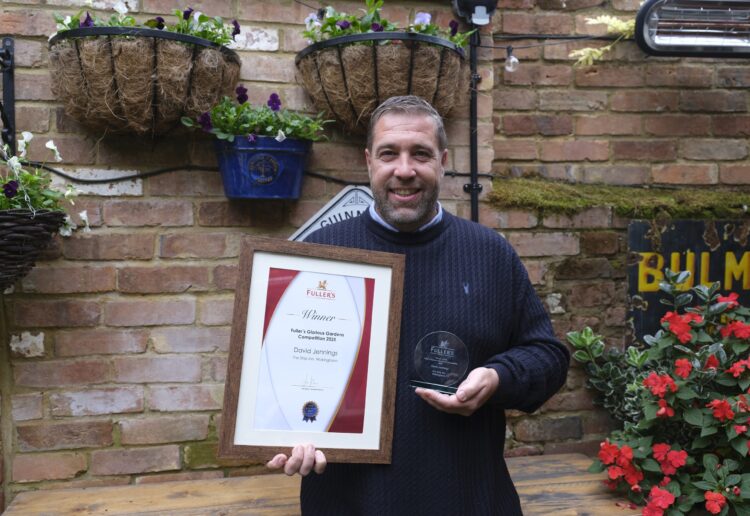 The award for The Ship Inn.