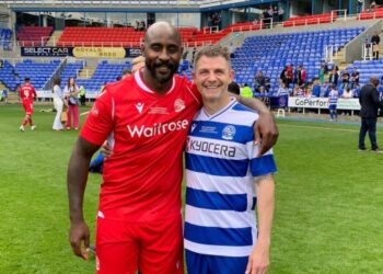 Reading FC legends Jason Roberts (left) and Jamie Cureton (right)
