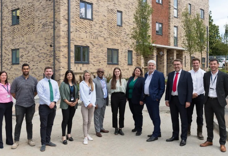 The hand over of the affordable homes at the Coopers Hill site in Bracknell in August 2024. Credit: Vistry Group