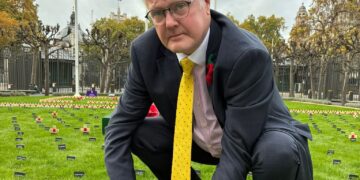 Jones plants a cross in Westminster.