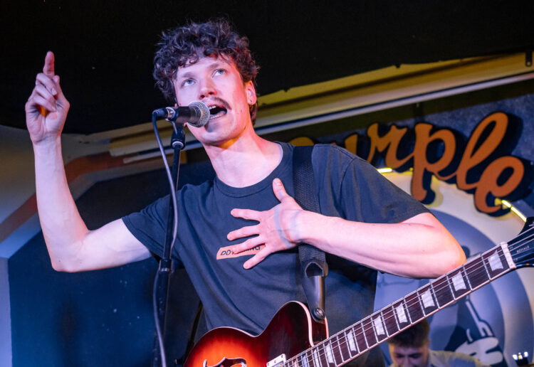 Who Ate All the Crayons Picture: Andrew Merritt