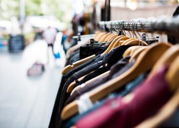 Charity shop Picture: Pixabay