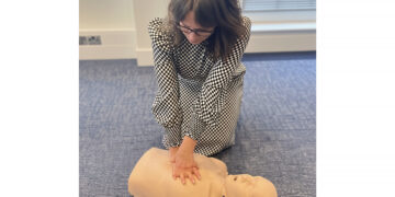 Claire Dyer, chair and partner at Blandy & Blandy, said: ?Having attended the training myself, I can say first-hand that it offered a valuable reminder of why more people learning how to confidently deliver CPR.